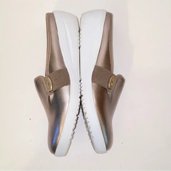 Anne Klein AK Sport Bronze Metallic Slip On Wedge Slides Mules - Picture 11 of 16